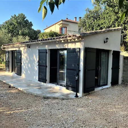 Holiday home De Charme Avec Jaccusi Vezenobres