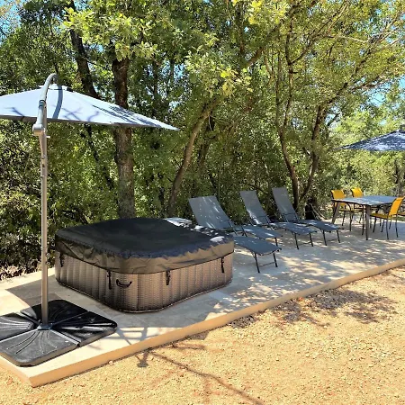 Holiday home De Charme Avec Jaccusi Vezenobres